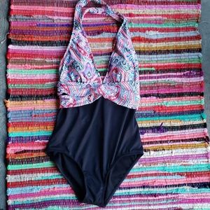 Clearwater Swimsuit sz L  NWOT